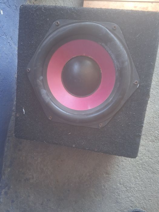 Stație auto +tun bass