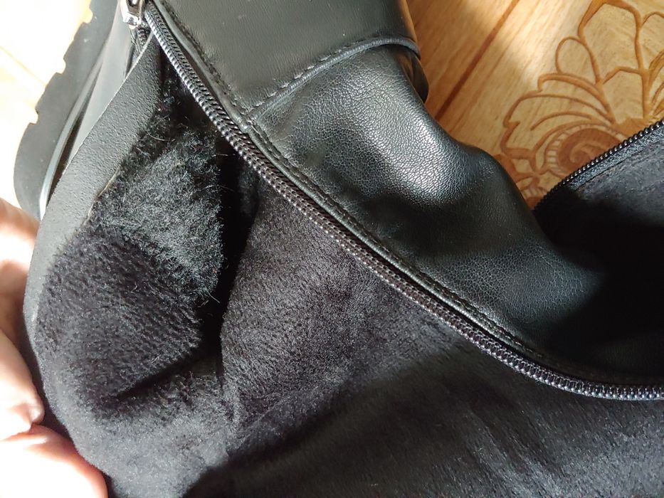 Продам новые ботфорты 39 размер