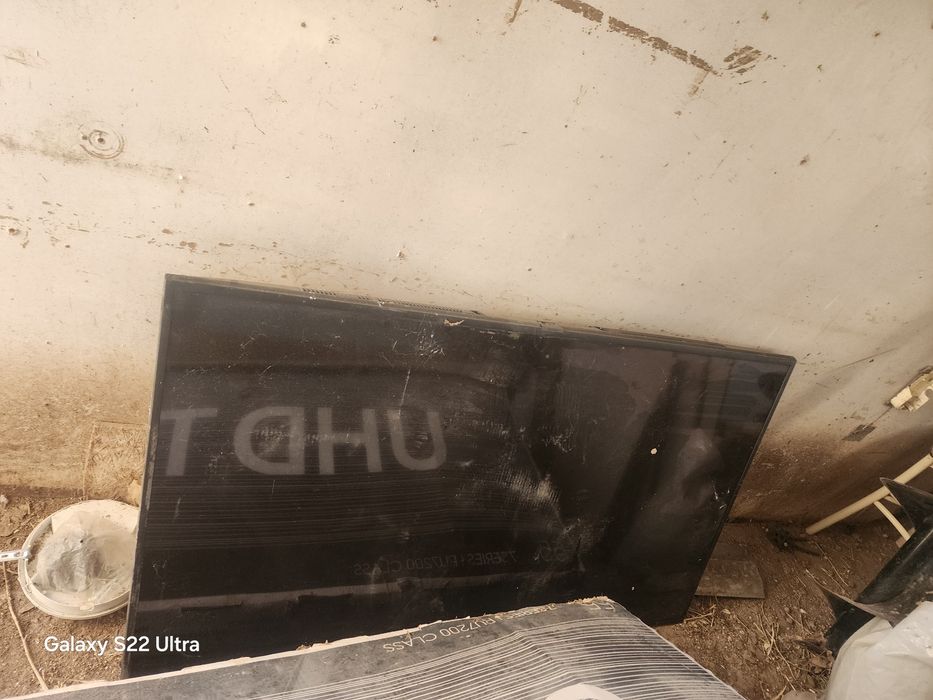 Телевизор на запчасти