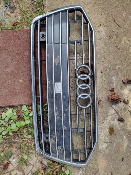 Far Bara grila trager capota modul armatura Audi A6 C8, A7, A8, Q3