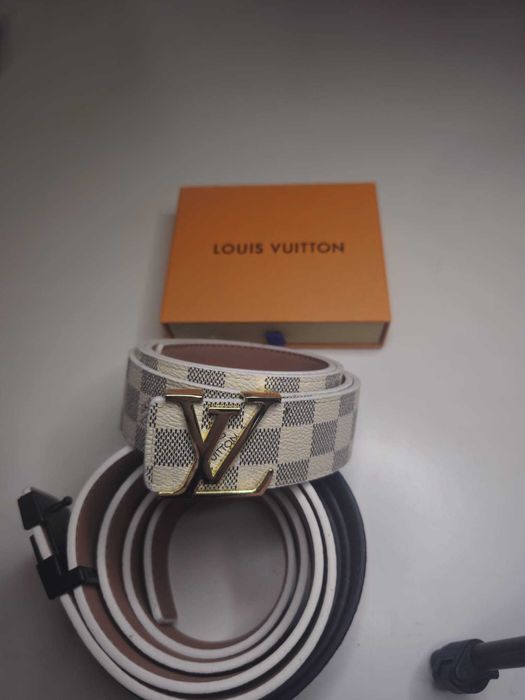 Portofel Louis Vuitton Curea Mega Oferta Stoc limitat