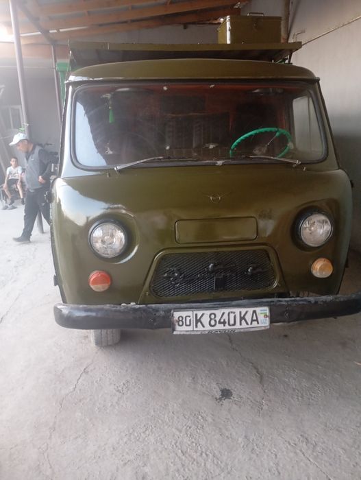 Uvaz 1992 sotiladi