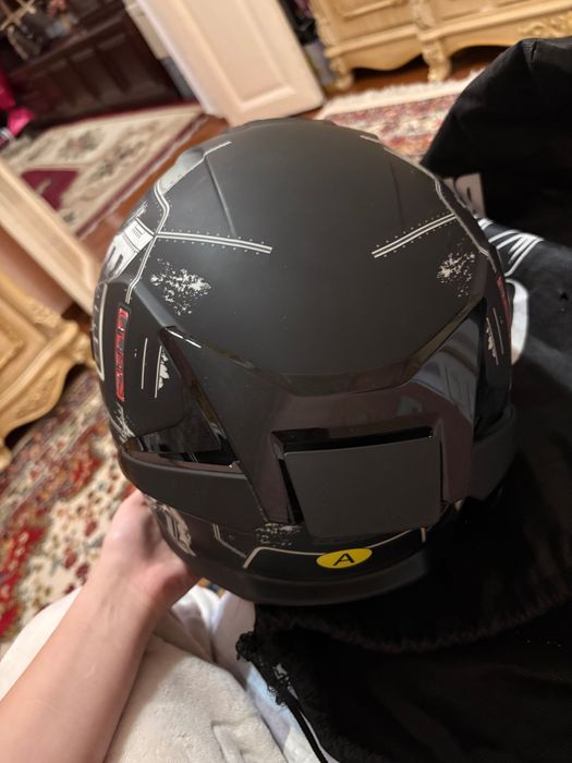 Мотоциклетный шлем GSB с зеркальным визором (почти новый)