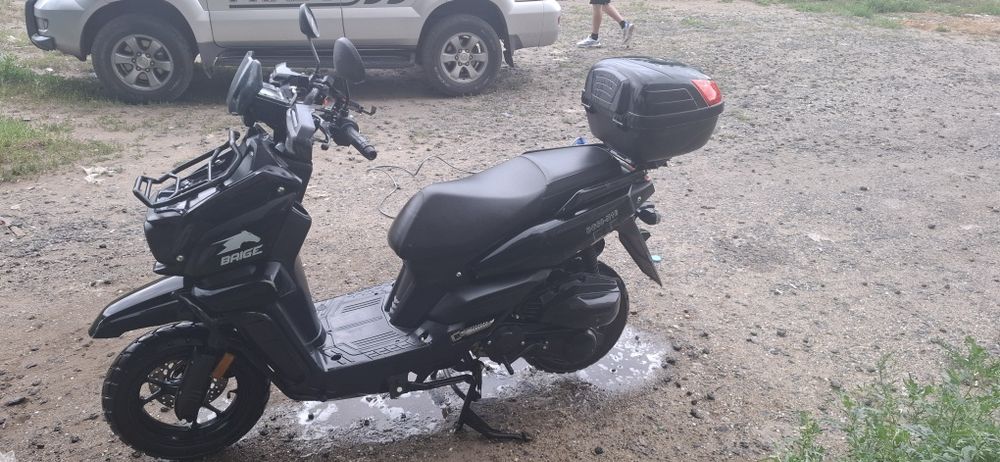 Продам скутер Tank