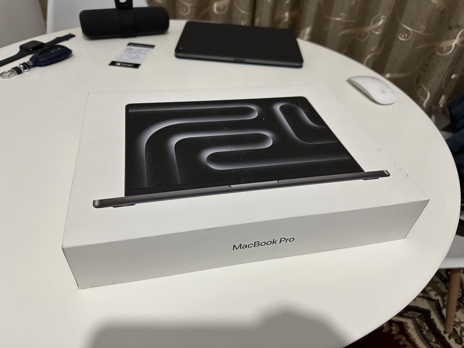 Macbook Pro 14 M3 Pro Space Black