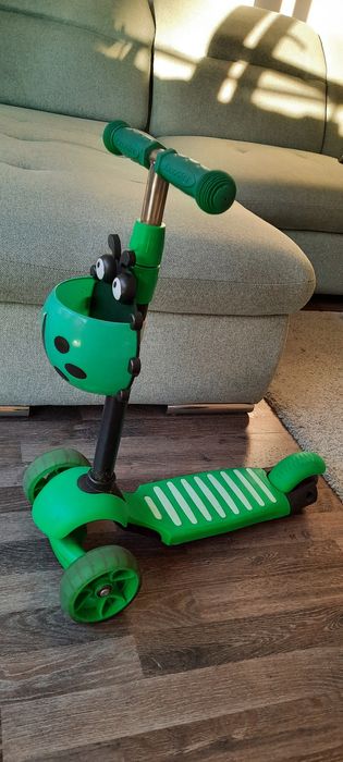 Trotineta Soffi Planet cu luminite in roti