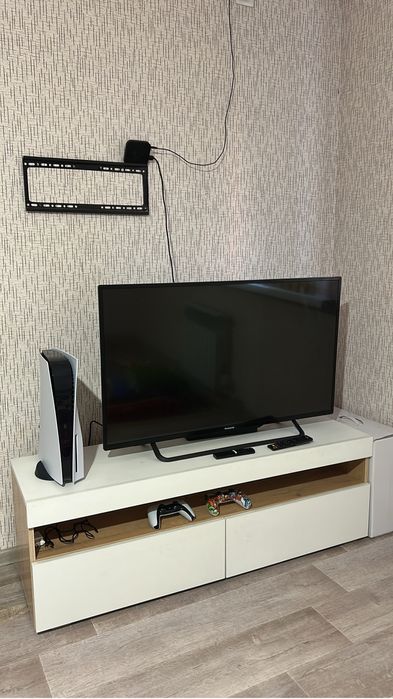 Plastation 5 почти новый