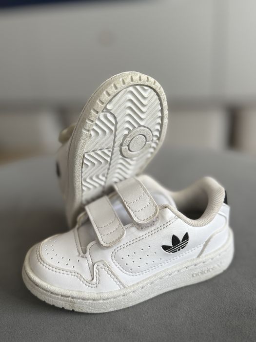 Adidasi adidas 25