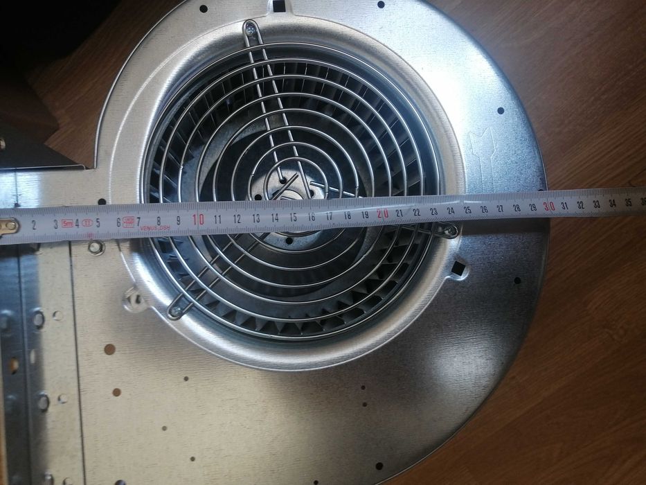 Ventilator centrifugal Hota tip SNACK Volumul de extracție 900 m³/h