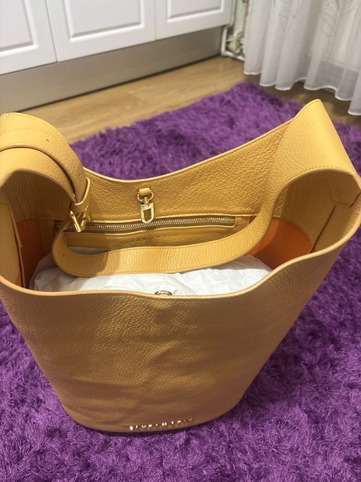 Geanta piele Laura Maxim ! Lotus . Mango . Noua !