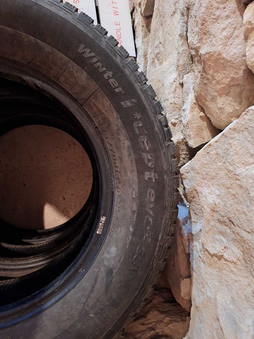 Зимни гуми за джип/ван "Hankook Winter i cept evo2 SUV" - 225/70/16