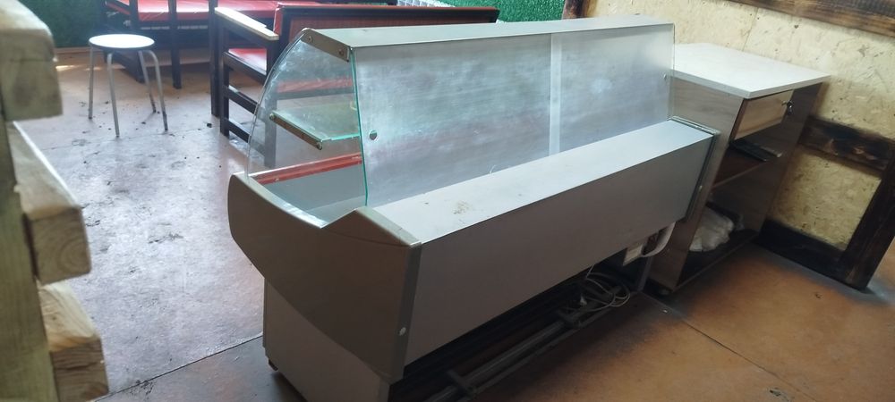 Ветринный холодильник