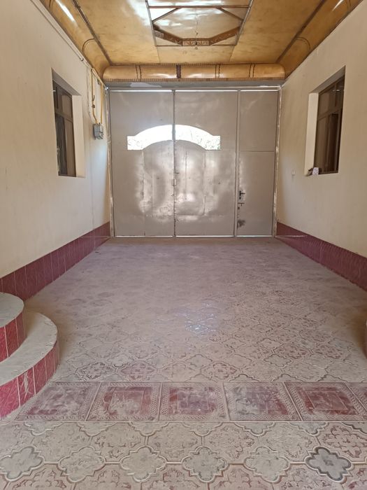 Hovli sotiladi 6 sotix