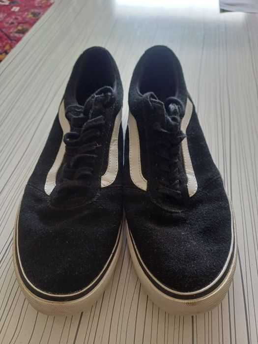 Кецове vans of the wall