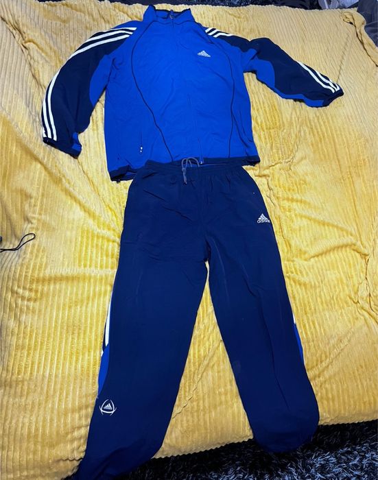 Спортивыный костюм