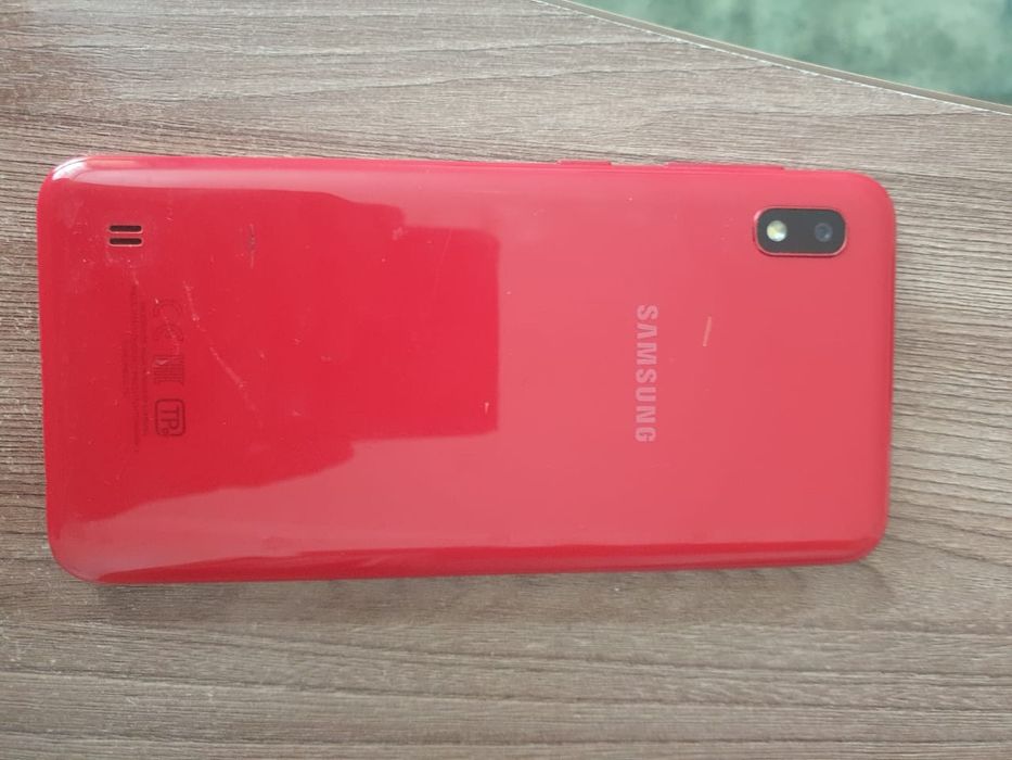 Продается Samsung a10 32gb 4gb