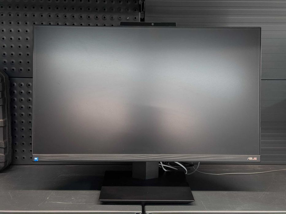 All in One Asus 27 inch Intel Core 7 150U, 16GB Ram, 500GB SSD Negru [#136202#]