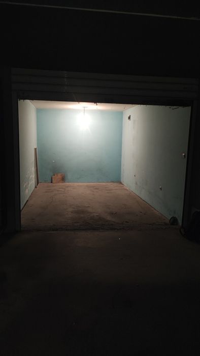 Дава се под наем Гараж / Паркомясто в Пловдив, Кършияка - 16 кв.м за 102 € - Снимка #1