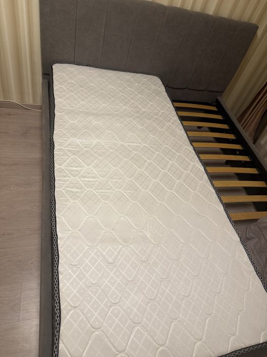 Матрас новый продам