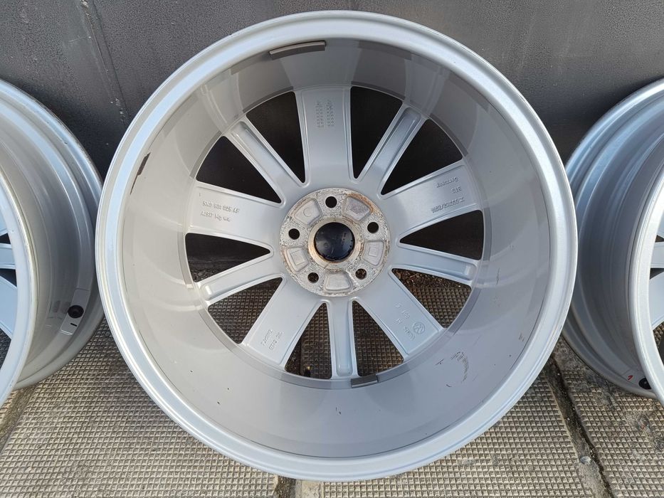 ОРИГИНАЛНИ джанти 18 ' цола 5x112 VW Tiguan / Фолксваген 7J ET43 57,1