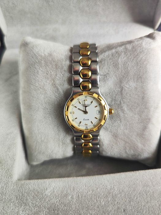 Часы женские Longines оригинальные.