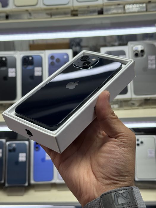  iPhone 13 5G 256gb 3B/A midnight в идеальном сост.