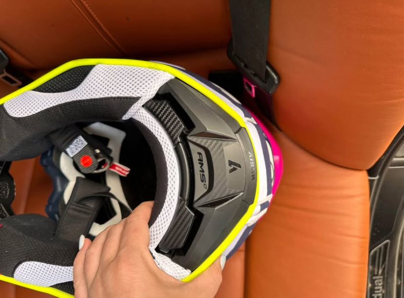 Мотокрос каска Airoh , S