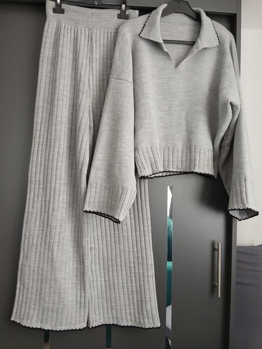 Compleu de damă tricot Mărime Universala