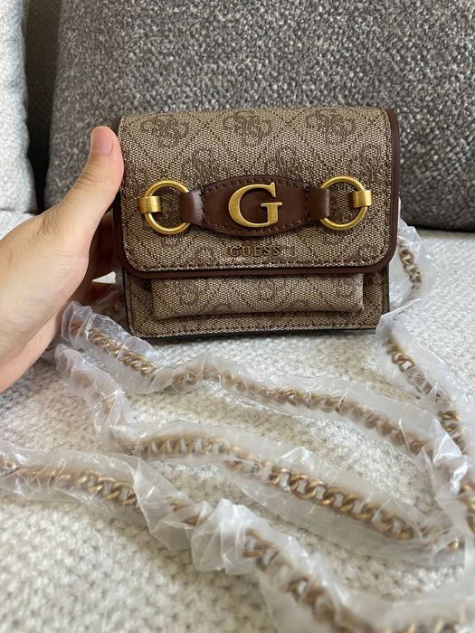 Сумочка  (Guess)