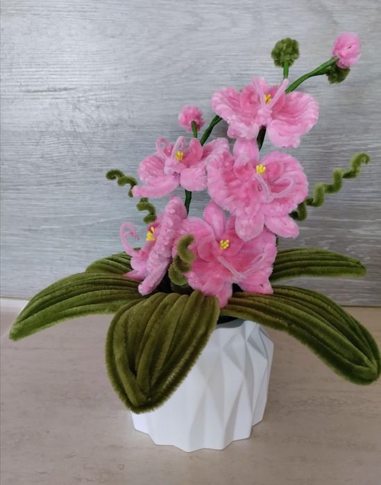 Цветя от телени пръчици