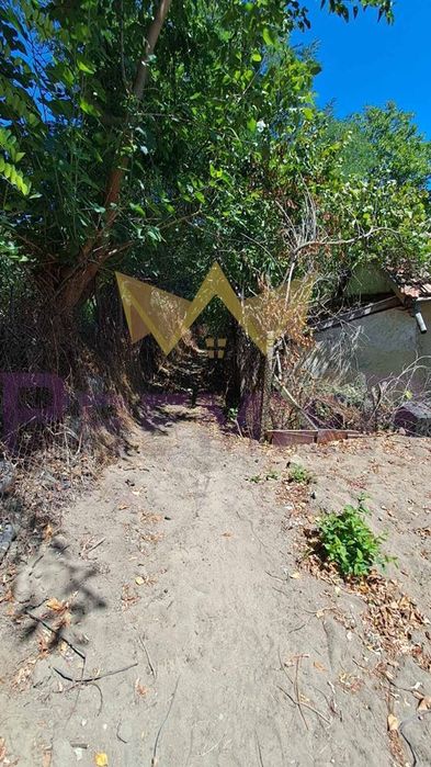 Парцел в Варна-м-т Франга Дере площ 554 цена 45000