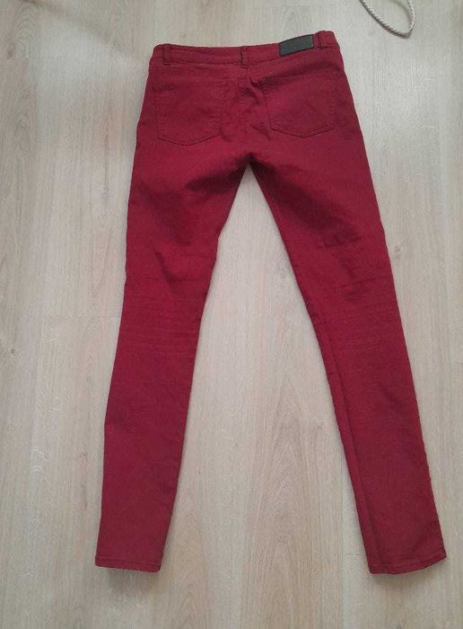 Розови и червени  дънки