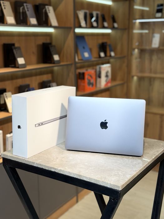 MacBook Air M1 256GB / PhoneLab