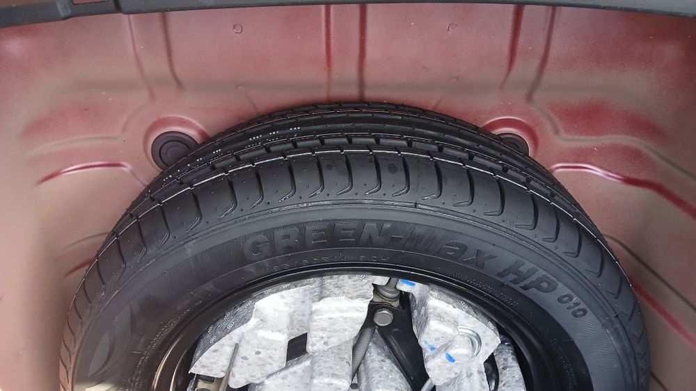 Продаётся Нексия 3 автомат.