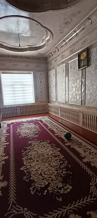 Uch tepa tumanidan Uchastka bor 6,5sotix 11 Xona