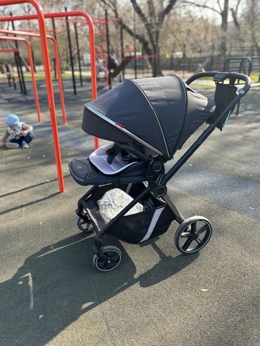 Продается коляска в хорошем состоянии