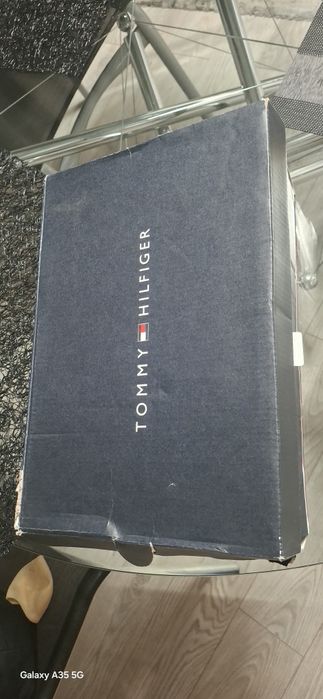 Tommy Hilfiger  обувь продам гораздо дешевле чем брала