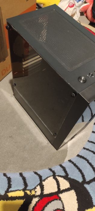 Компютърна кутия