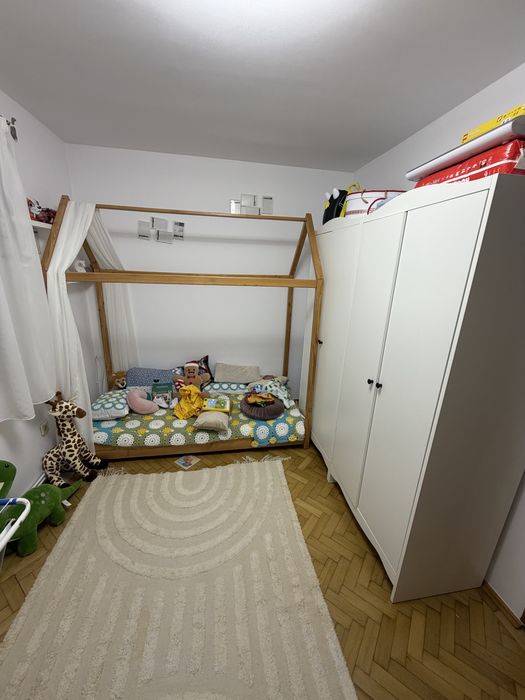 Vând casă în Deva