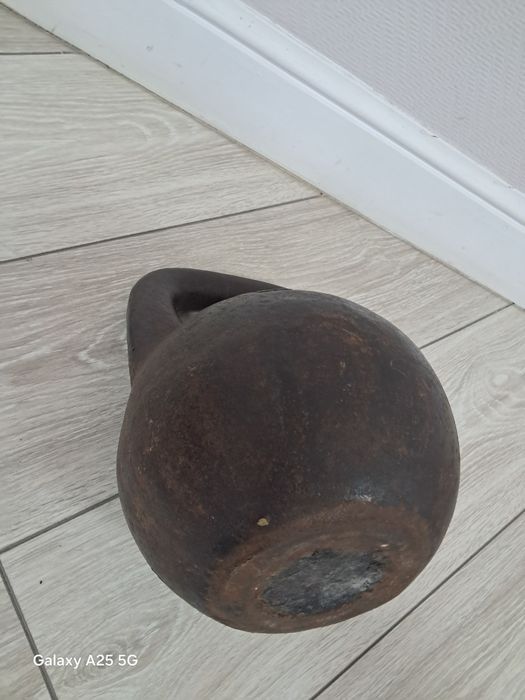 Гиря 32 кг производства СССР.