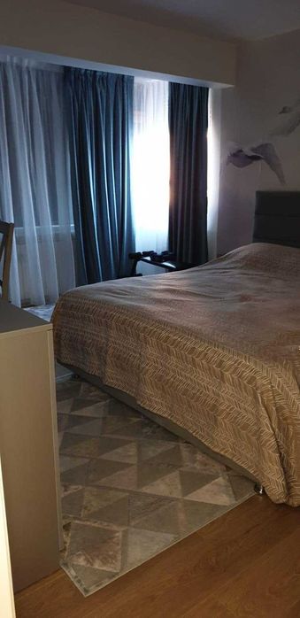 Apartament decomandat 4 camere Colegiul Grigore Moisil