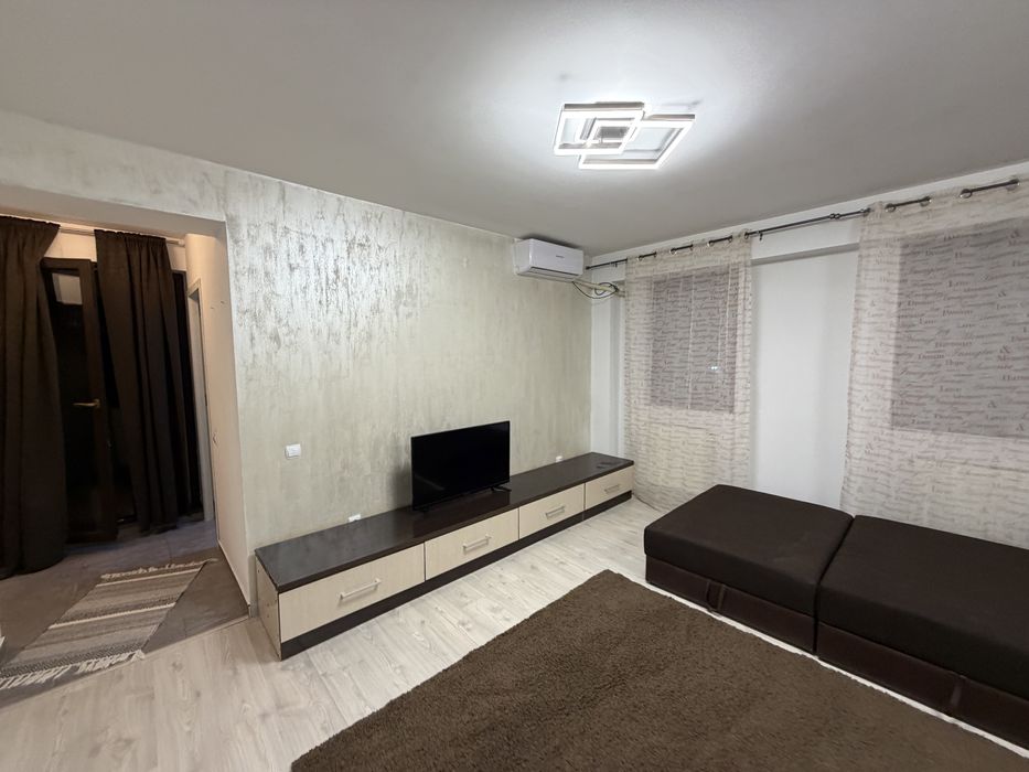 Inchiriez apartament cu 2 camere