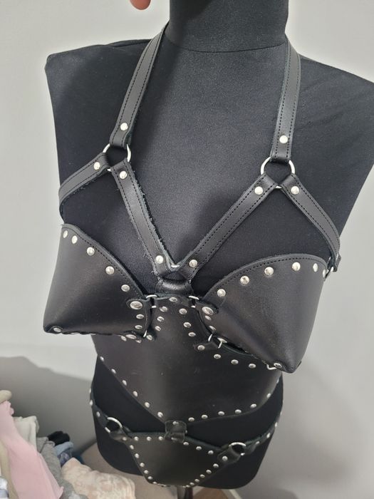 corset body sexy fetish  bdsm vestival animatoare piele naturala