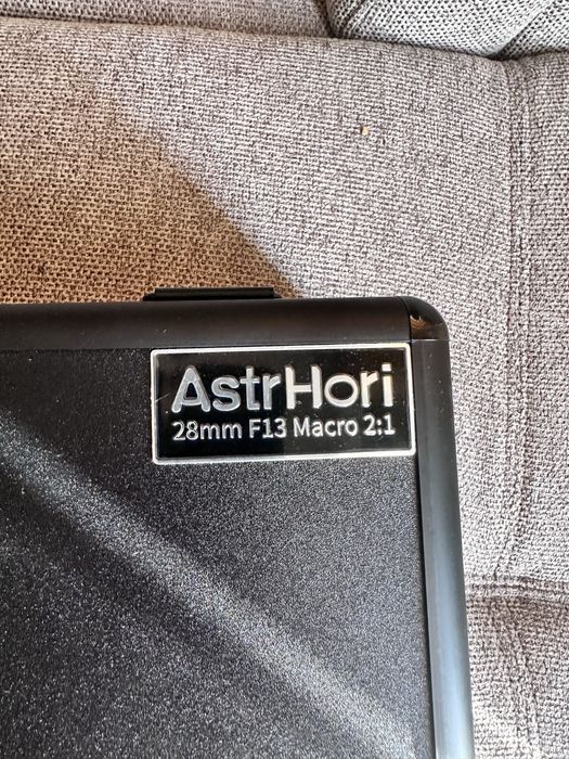 AstrHori 28mm F13 Macro 2:1 Obiectiv