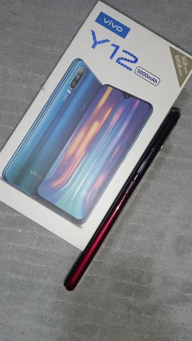 Vivo Y12 64 gb ideal