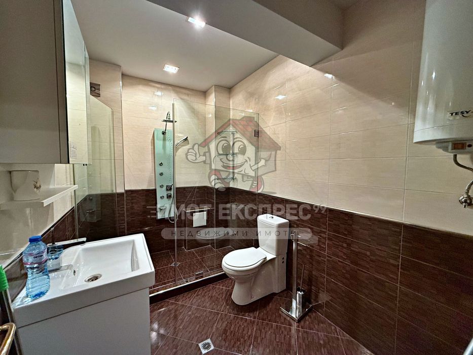 Продава се Тристаен апартамент в Асеновград - 101 кв.м за 1288 €/кв.м - Снимка #7