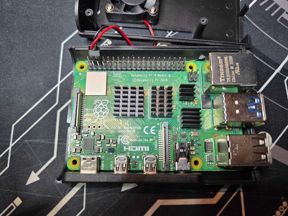 Raspberry Pi 4 Model B (4GB RAM)