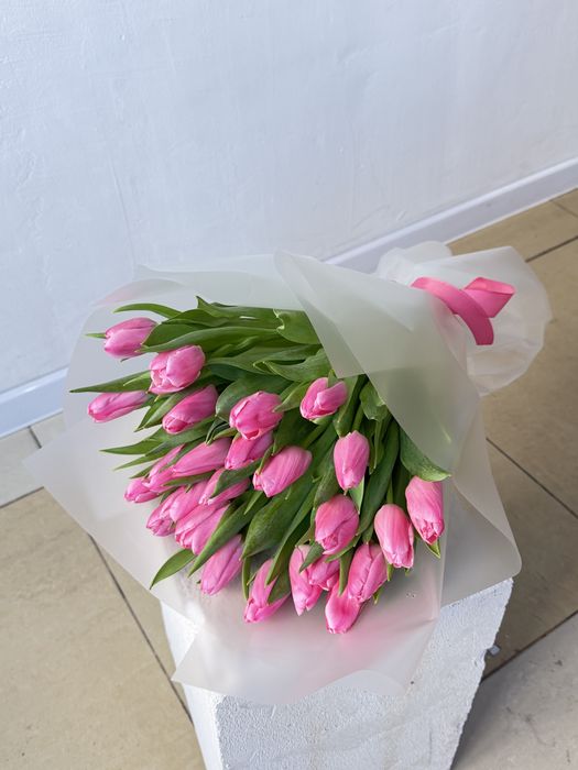 Тюльпаны оптом с доставкой