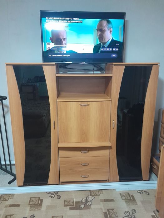 Маленькая ,компактная стенка