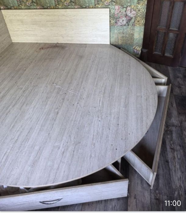 Кровать двухспальняя